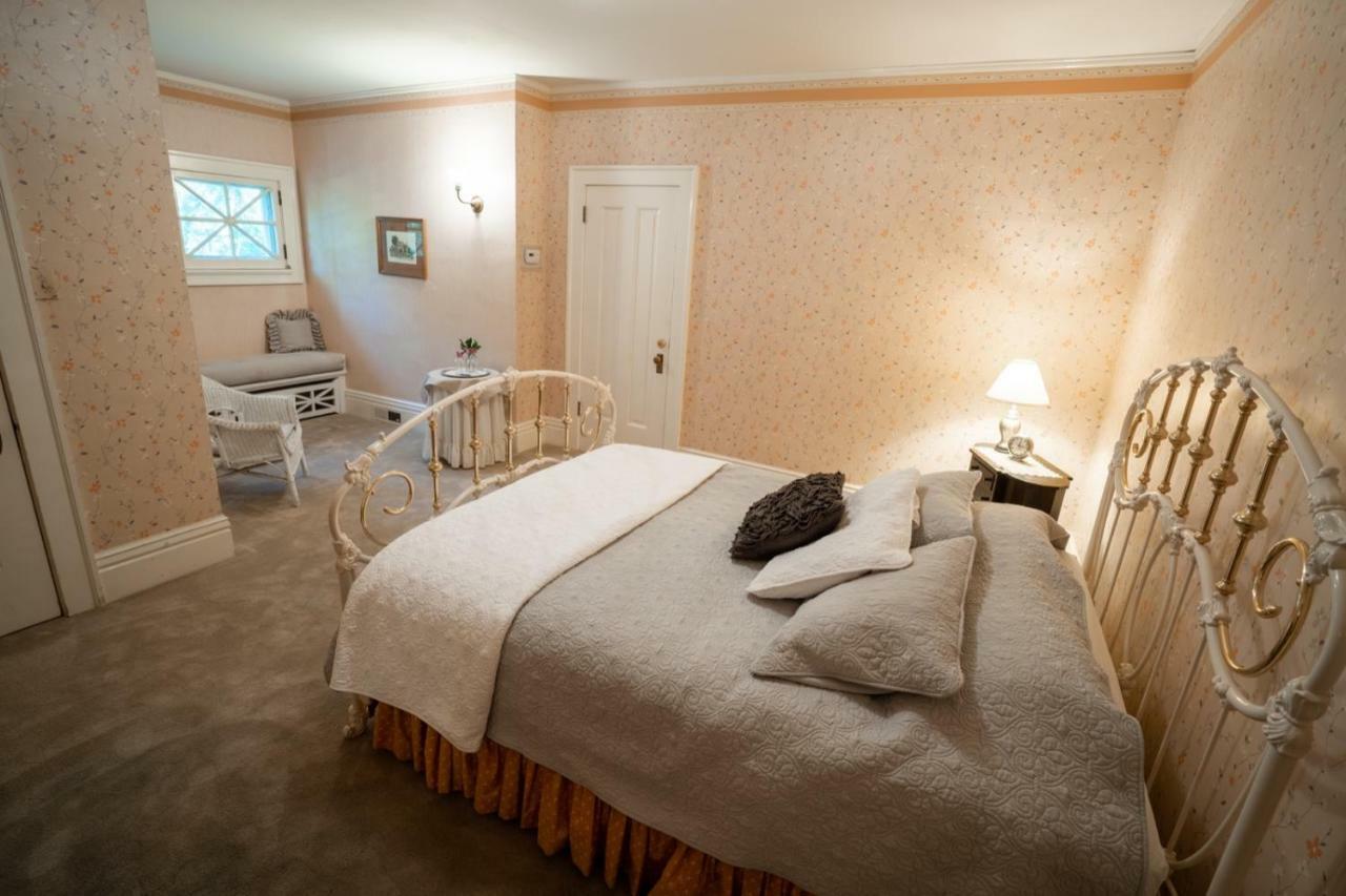 Mccloud Hotel Εξωτερικό φωτογραφία
