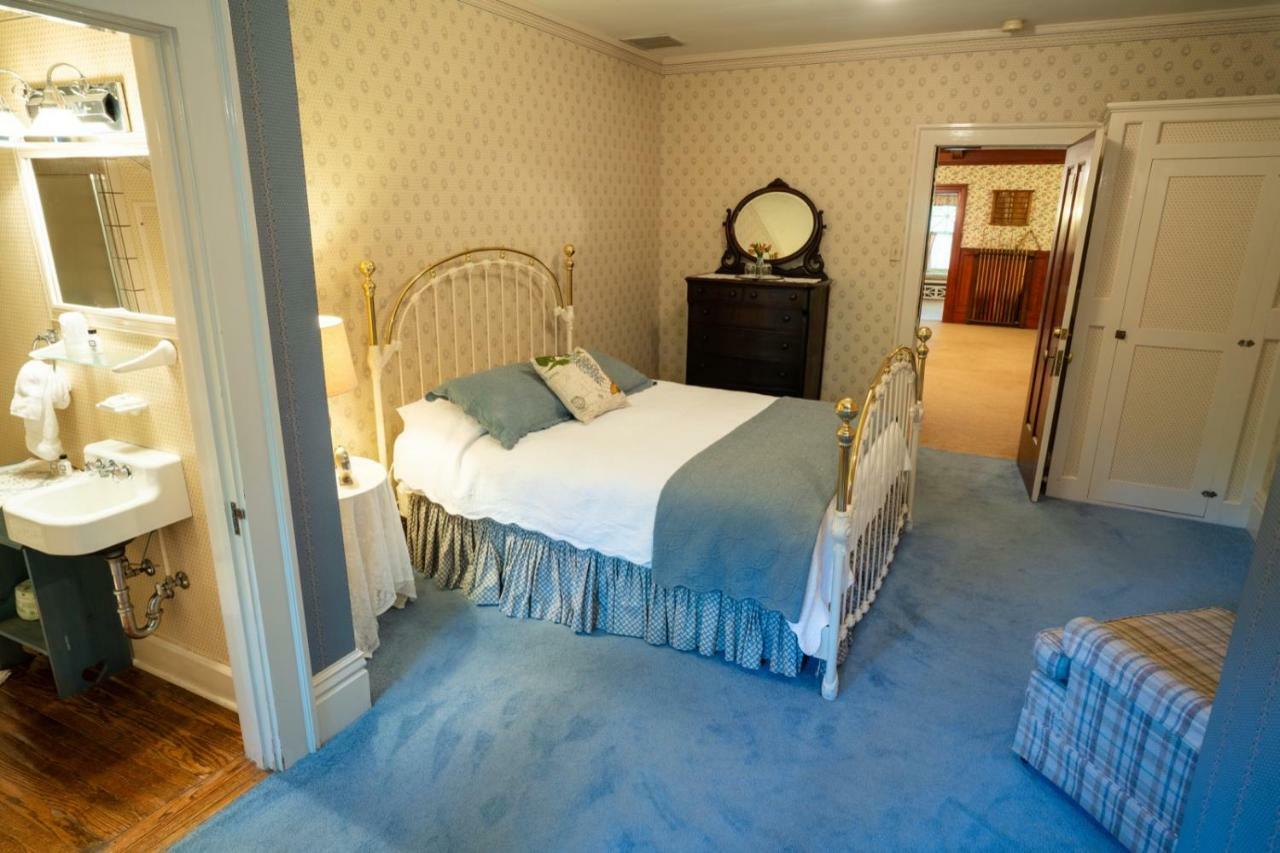 Mccloud Hotel Εξωτερικό φωτογραφία