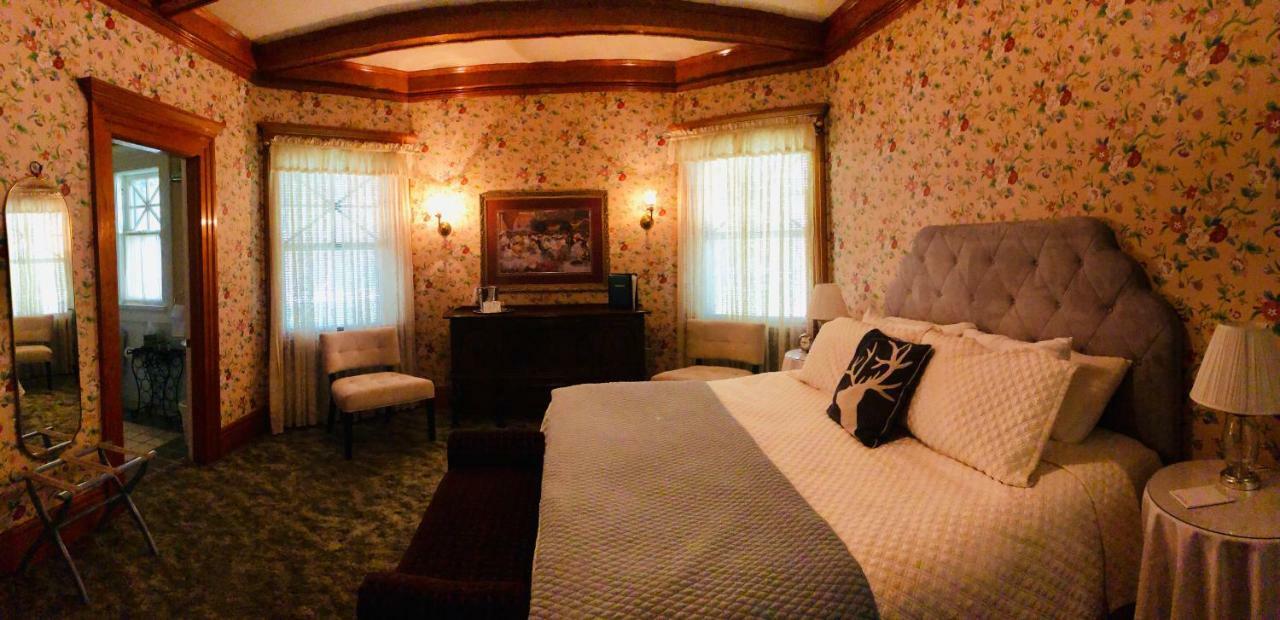 Mccloud Hotel Εξωτερικό φωτογραφία